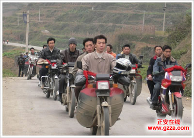 摩托党4.jpg