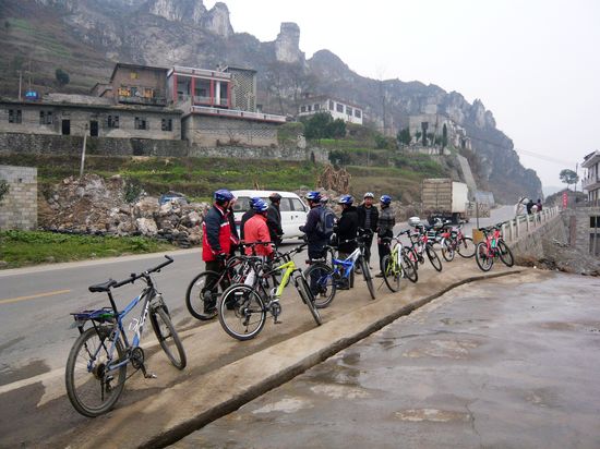 迎春骑行2.JPG