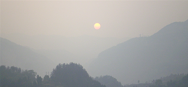 夕阳如蛋黄.jpg
