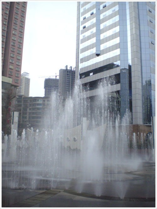 甲秀楼民族文化宫河滨公园5.jpg