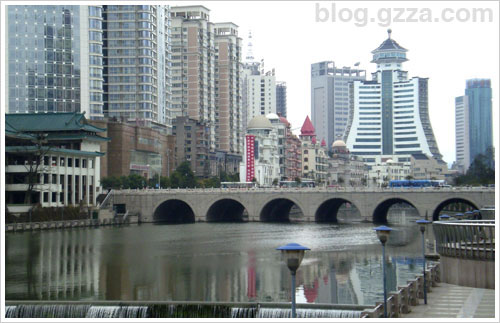 甲秀楼民族文化宫河滨公园2.jpg