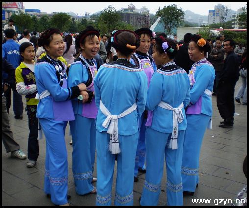 贵阳少数民族的四月八2.jpg 贵阳少数民族的四月八2.jpg