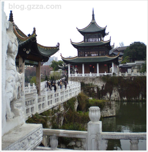 甲秀楼民族文化宫河滨公园1.jpg